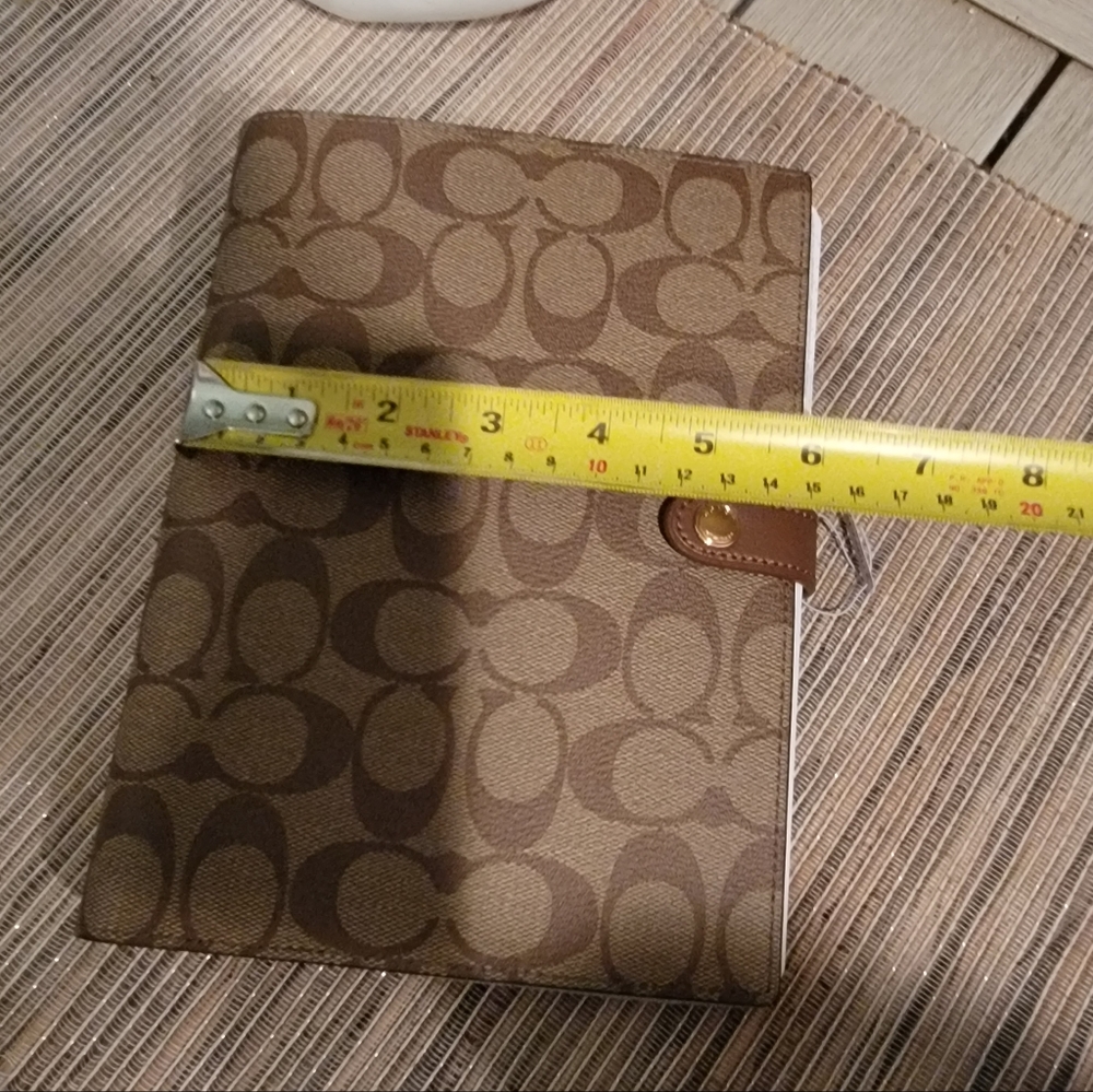 Coach Notebook in signature canvas - Picture 6 of 13